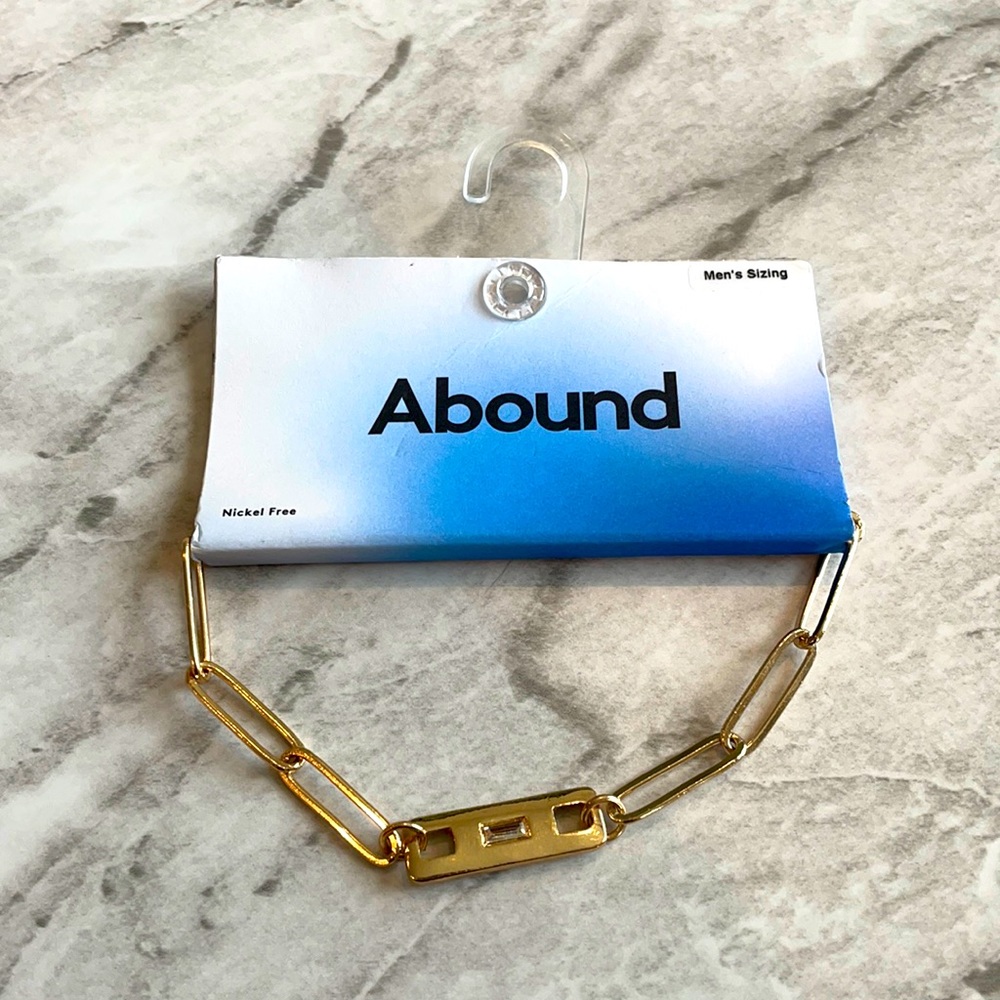 NWT Abound Mens Gold Color Crystal Chainlink bracelet